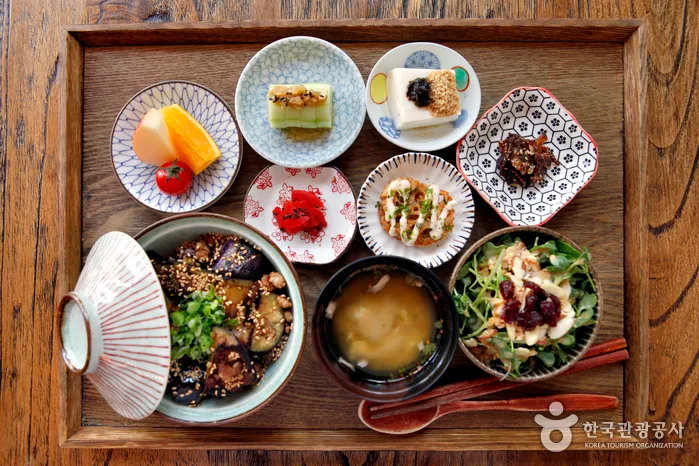 Nearby food options